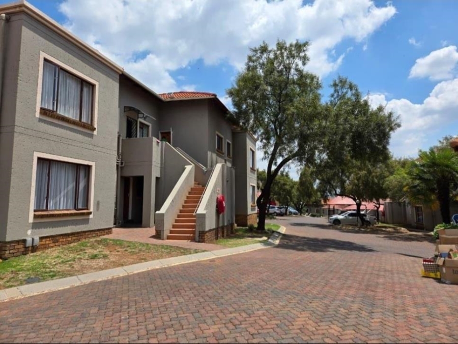 2 Bedroom Property for Sale in Winchester Hills Gauteng