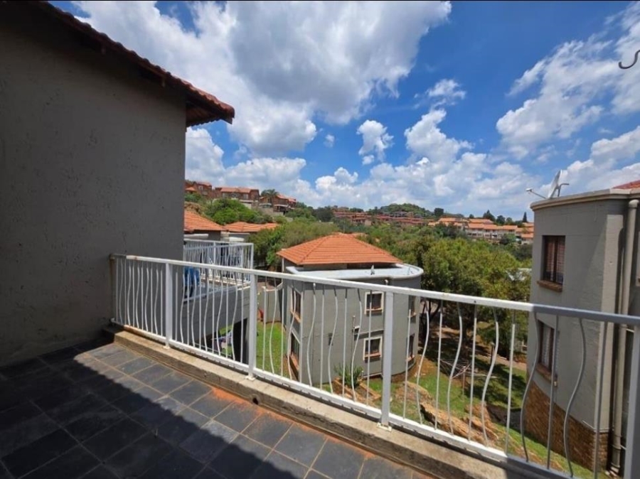 2 Bedroom Property for Sale in Winchester Hills Gauteng