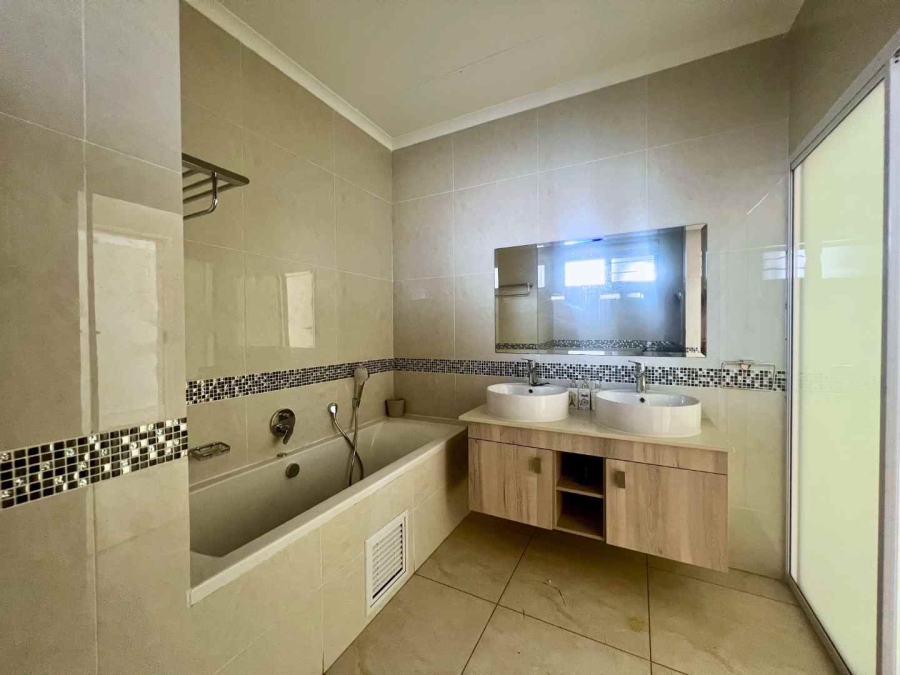 3 Bedroom Property for Sale in Noordhang Gauteng