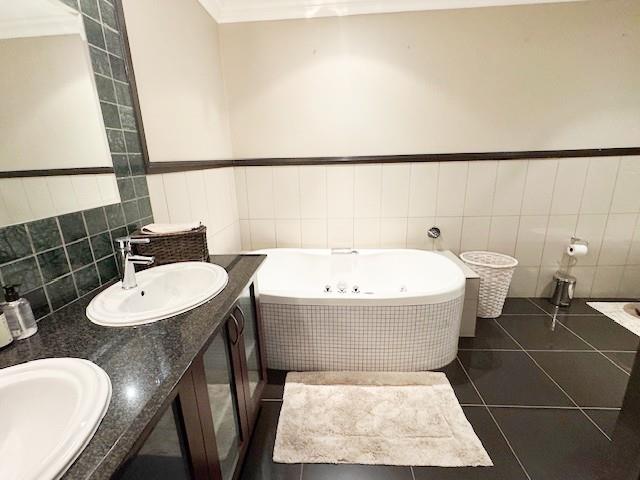 To Let 3 Bedroom Property for Rent in Morningside Gauteng