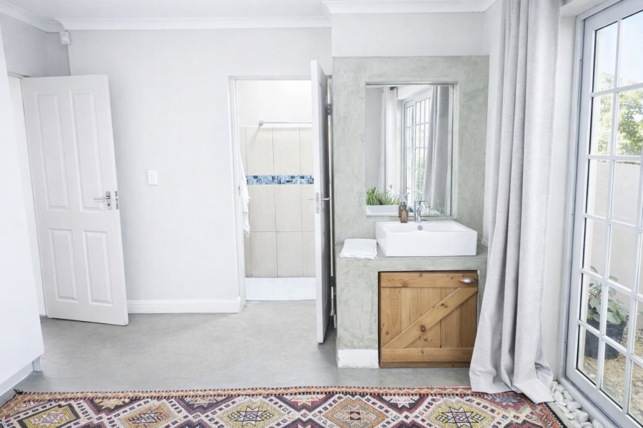 To Let 2 Bedroom Property for Rent in Parktown North Gauteng