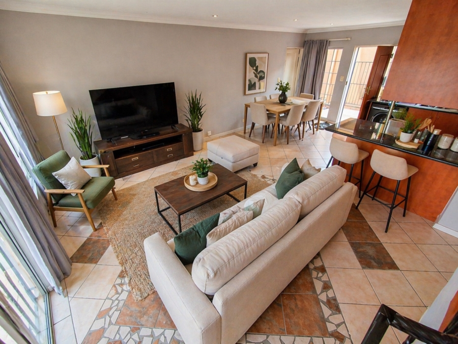 2 Bedroom Property for Sale in La Montagne Gauteng