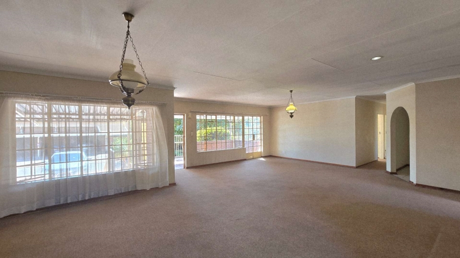 2 Bedroom Property for Sale in Montana Park Gauteng