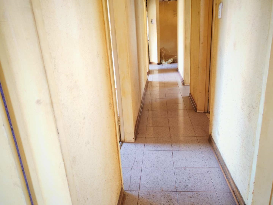 4 Bedroom Property for Sale in Lenasia South Gauteng
