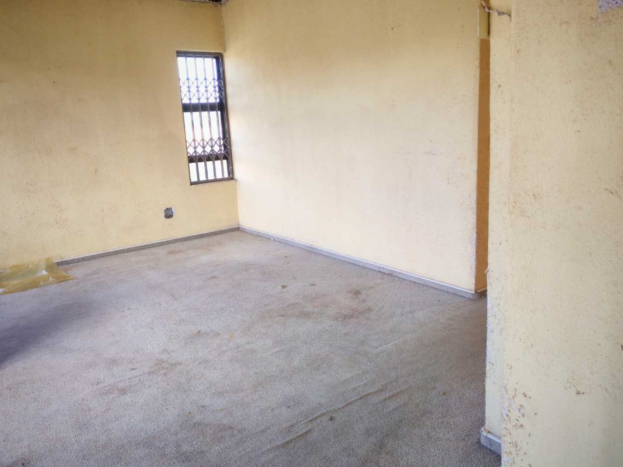 4 Bedroom Property for Sale in Lenasia South Gauteng