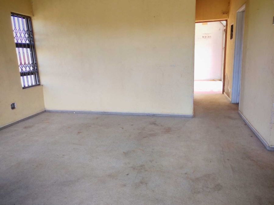 4 Bedroom Property for Sale in Lenasia South Gauteng