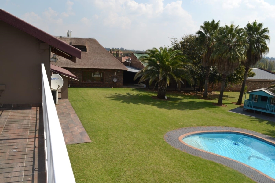 5 Bedroom Property for Sale in Risiville Gauteng