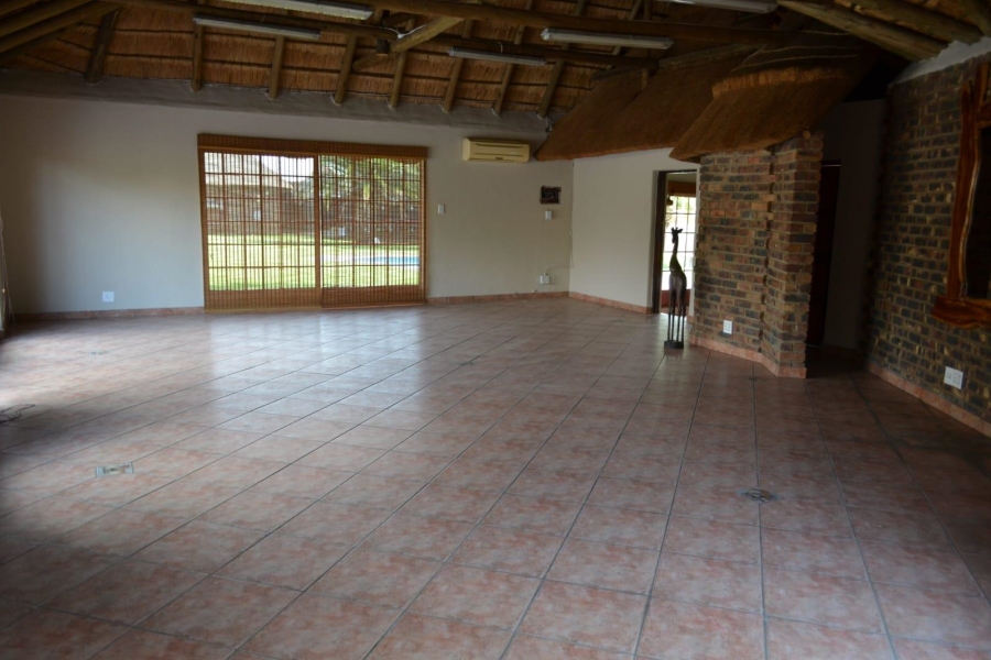 5 Bedroom Property for Sale in Risiville Gauteng