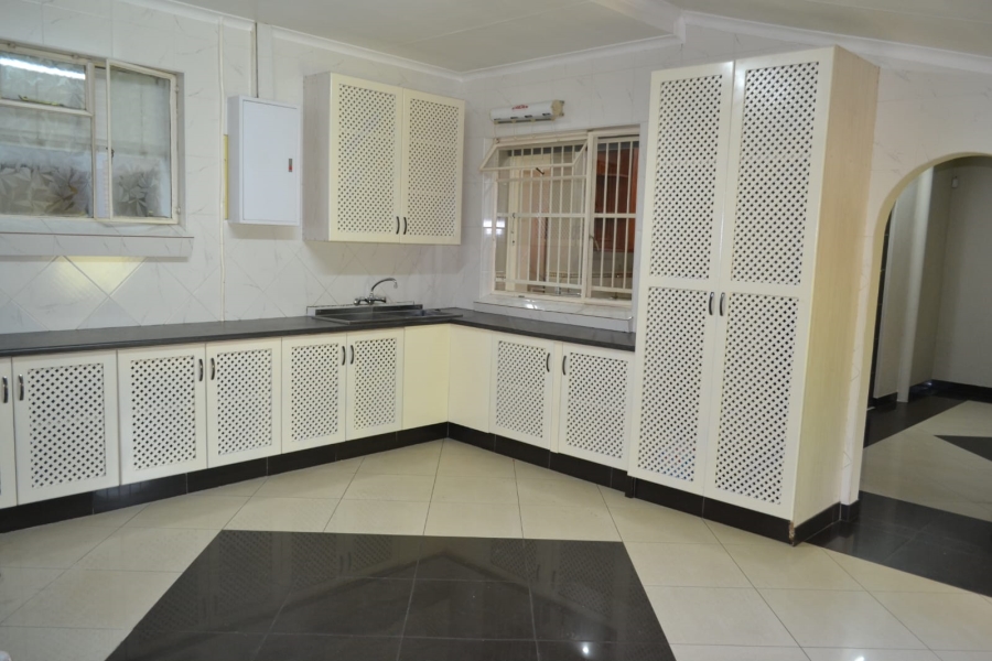 5 Bedroom Property for Sale in Risiville Gauteng