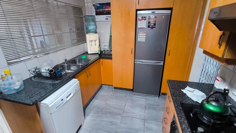 3 Bedroom Property for Sale in Brackendowns Gauteng