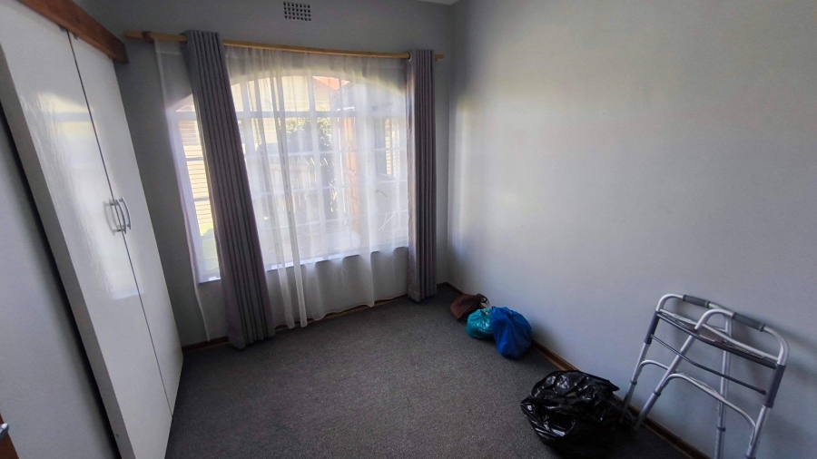 3 Bedroom Property for Sale in Brackendowns Gauteng
