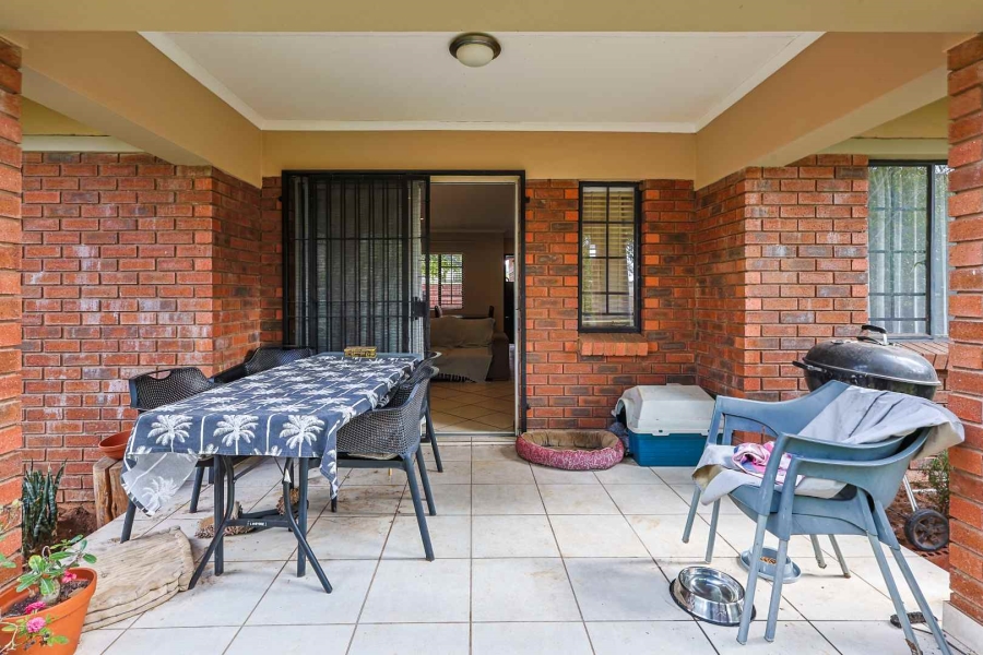 3 Bedroom Property for Sale in Equestria Gauteng