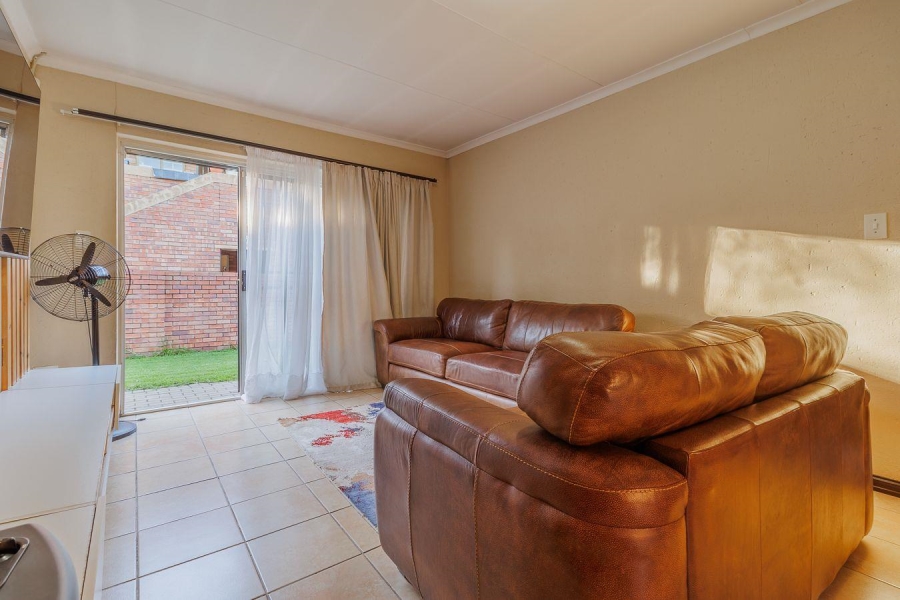 3 Bedroom Property for Sale in Heuwelsig Estate Gauteng