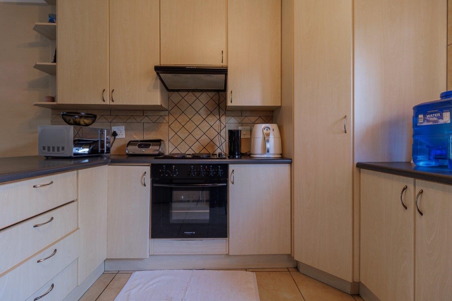 3 Bedroom Property for Sale in Heuwelsig Estate Gauteng