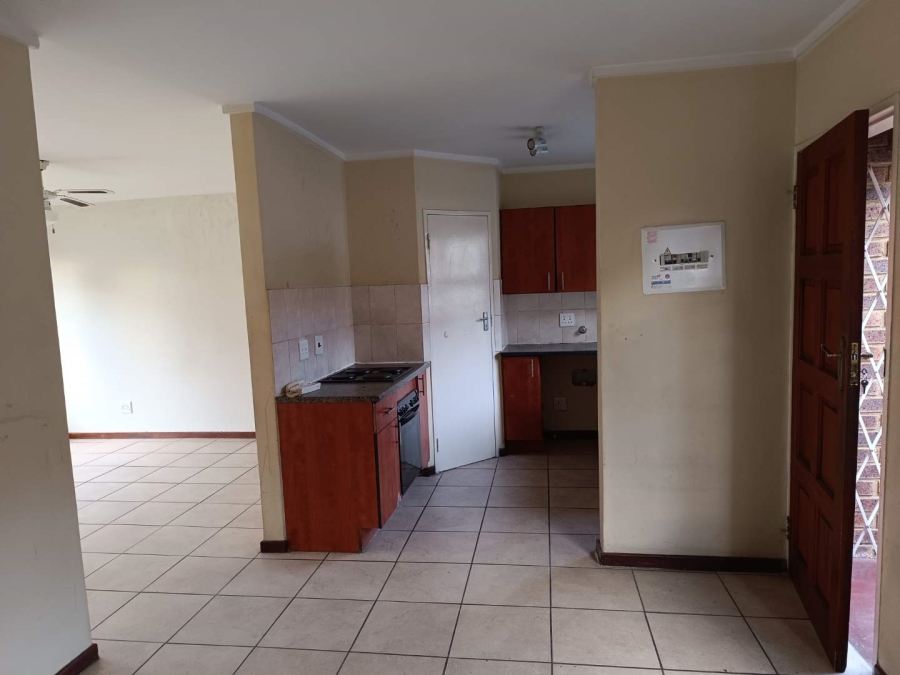 2 Bedroom Property for Sale in The Reeds Gauteng