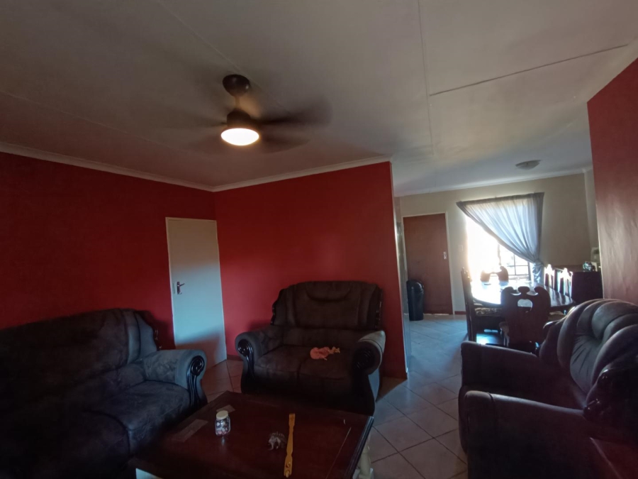 3 Bedroom Property for Sale in Equestria Gauteng