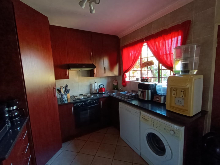 3 Bedroom Property for Sale in Equestria Gauteng