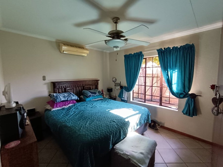 3 Bedroom Property for Sale in Equestria Gauteng