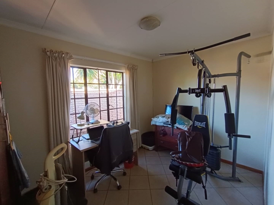 3 Bedroom Property for Sale in Equestria Gauteng