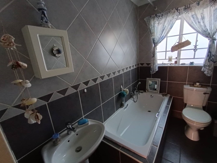 3 Bedroom Property for Sale in Equestria Gauteng