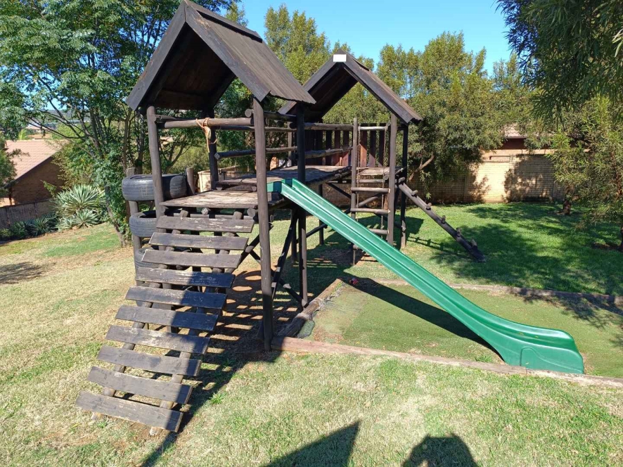 3 Bedroom Property for Sale in Equestria Gauteng