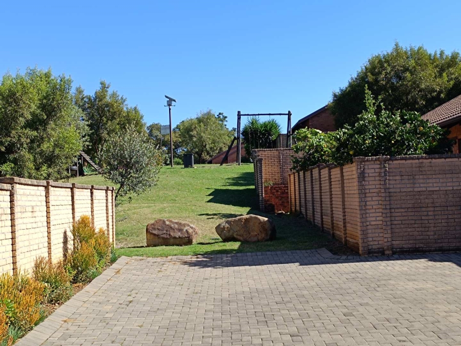 3 Bedroom Property for Sale in Equestria Gauteng