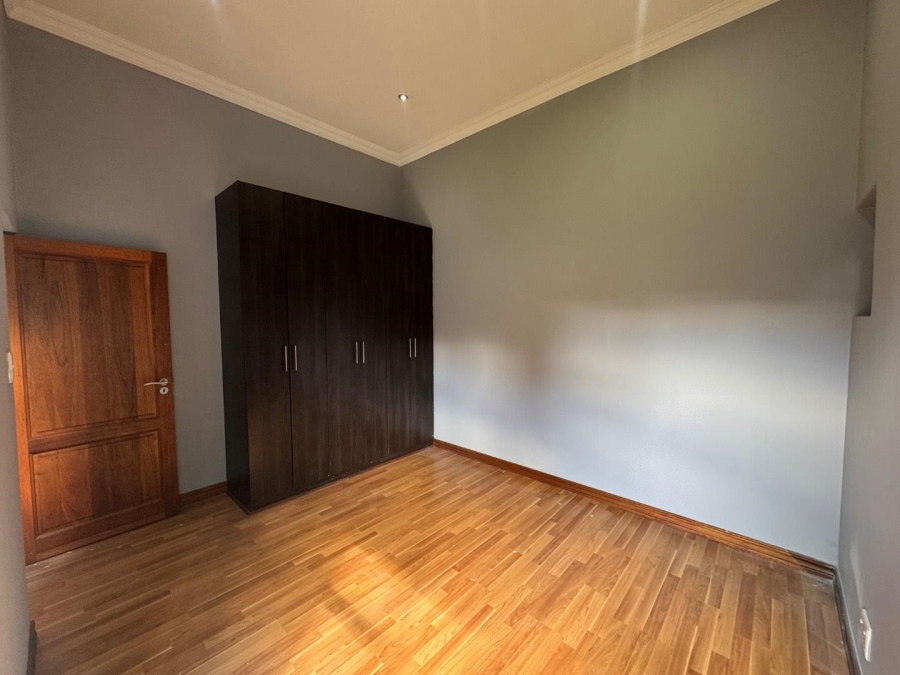 To Let 4 Bedroom Property for Rent in Midstream Hill Gauteng