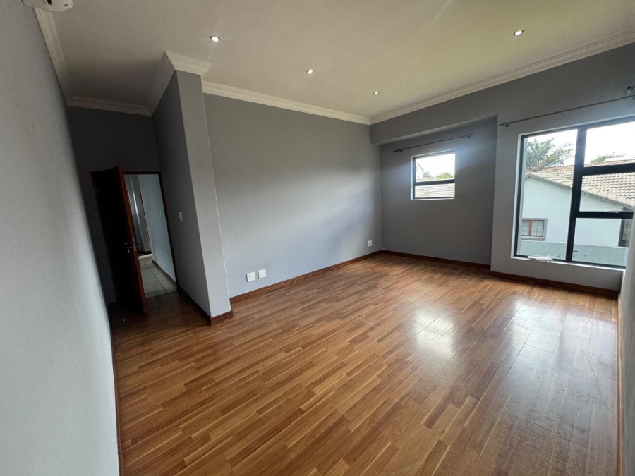 To Let 4 Bedroom Property for Rent in Midstream Hill Gauteng
