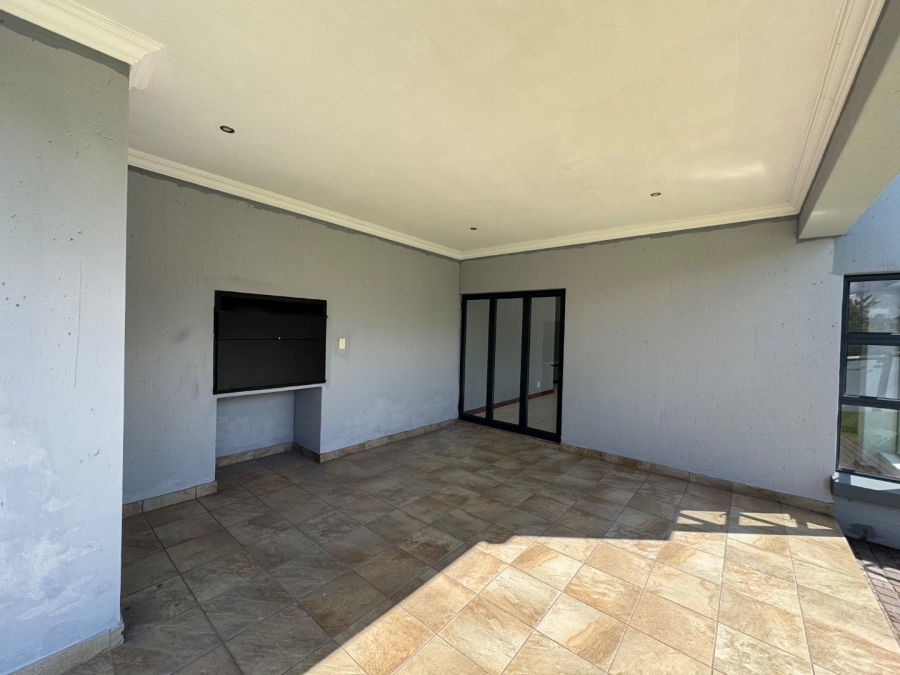 To Let 4 Bedroom Property for Rent in Midstream Hill Gauteng