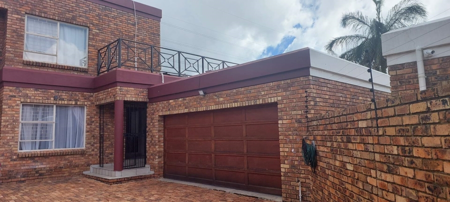 3 Bedroom Property for Sale in Moreleta Park Gauteng