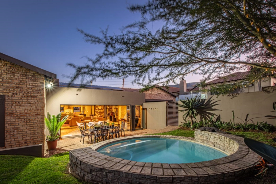 4 Bedroom Property for Sale in Homes Haven Gauteng