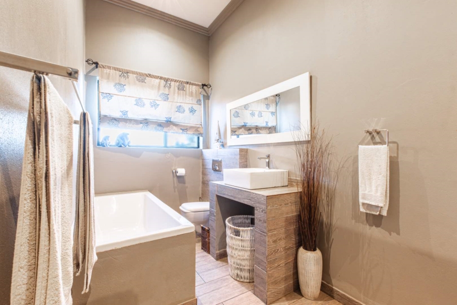 4 Bedroom Property for Sale in Homes Haven Gauteng