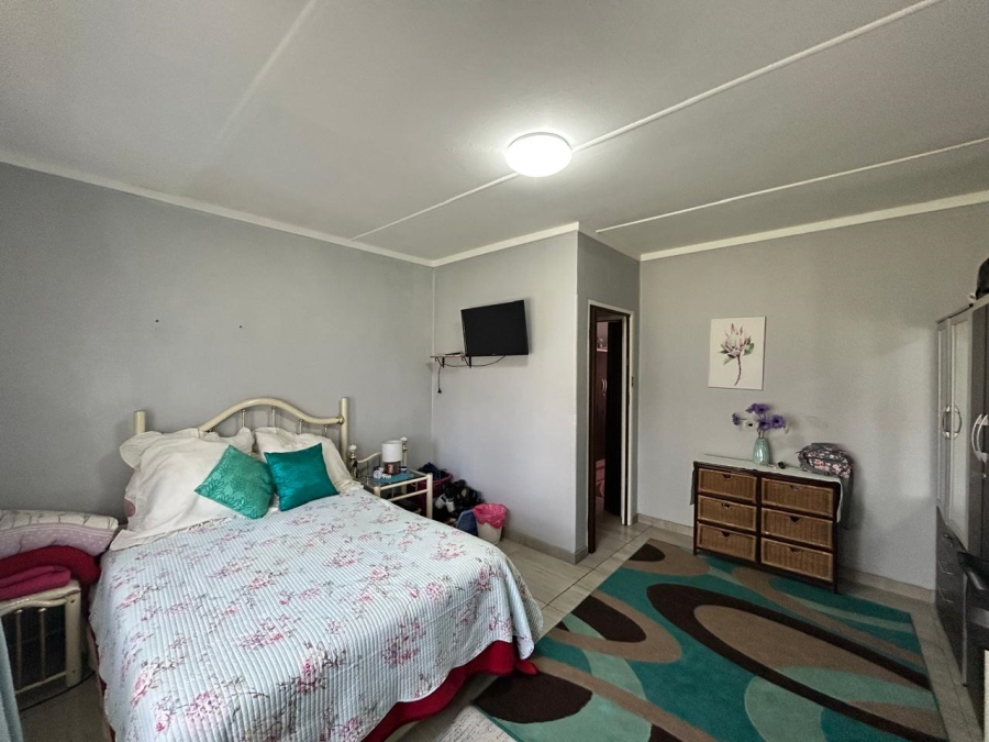 2 Bedroom Property for Sale in Vanderbijlpark SE 1 Gauteng