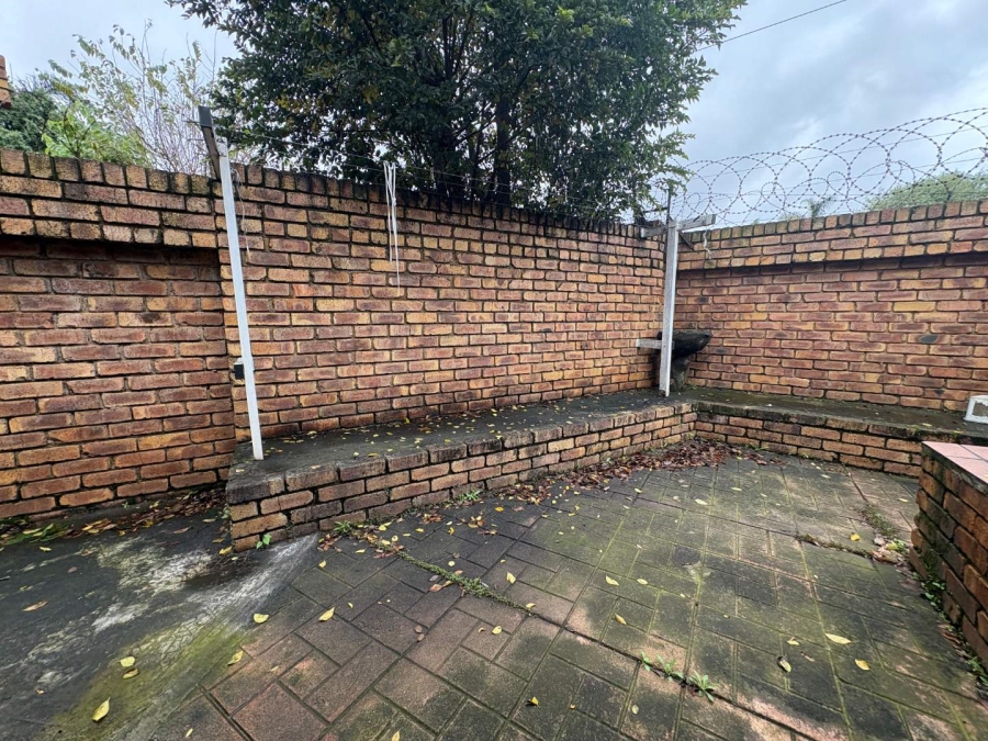 4 Bedroom Property for Sale in Birchleigh Gauteng