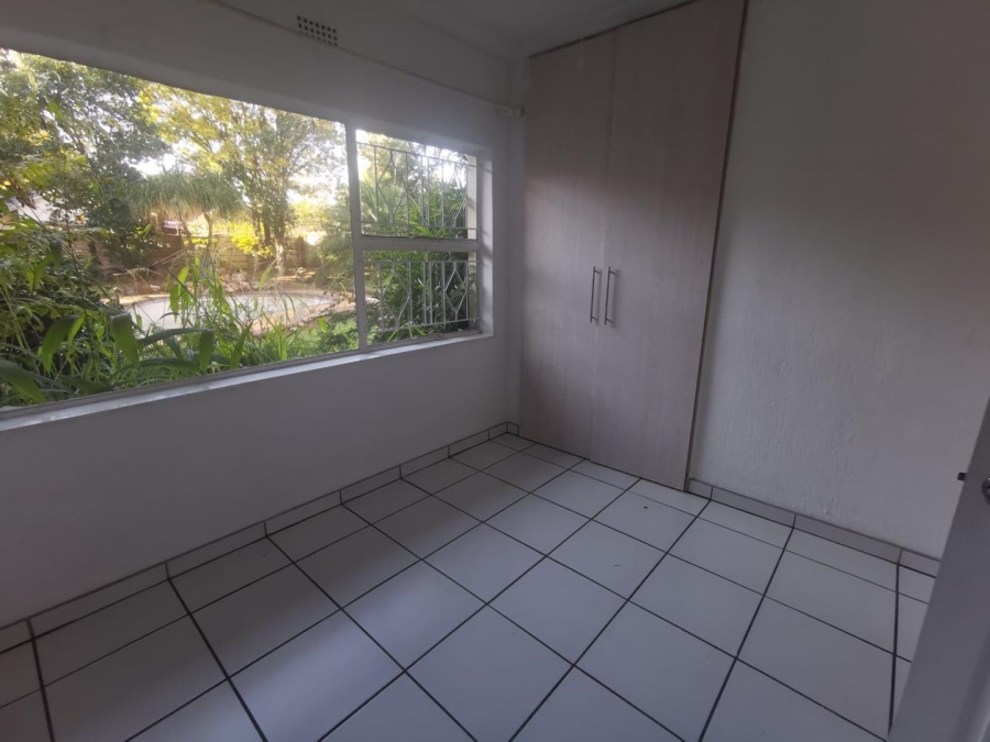 To Let 5 Bedroom Property for Rent in Brackendowns Gauteng