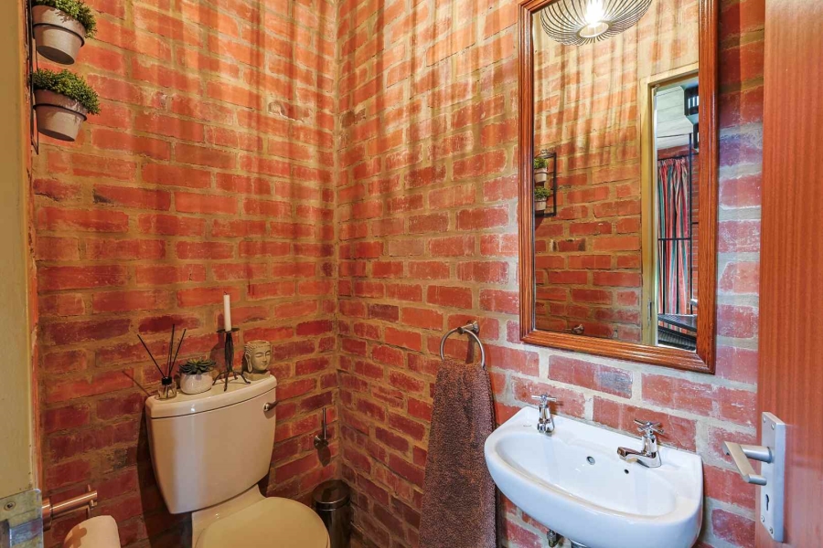 4 Bedroom Property for Sale in Olympus Gauteng