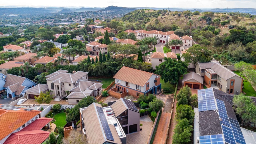 4 Bedroom Property for Sale in Olympus Gauteng