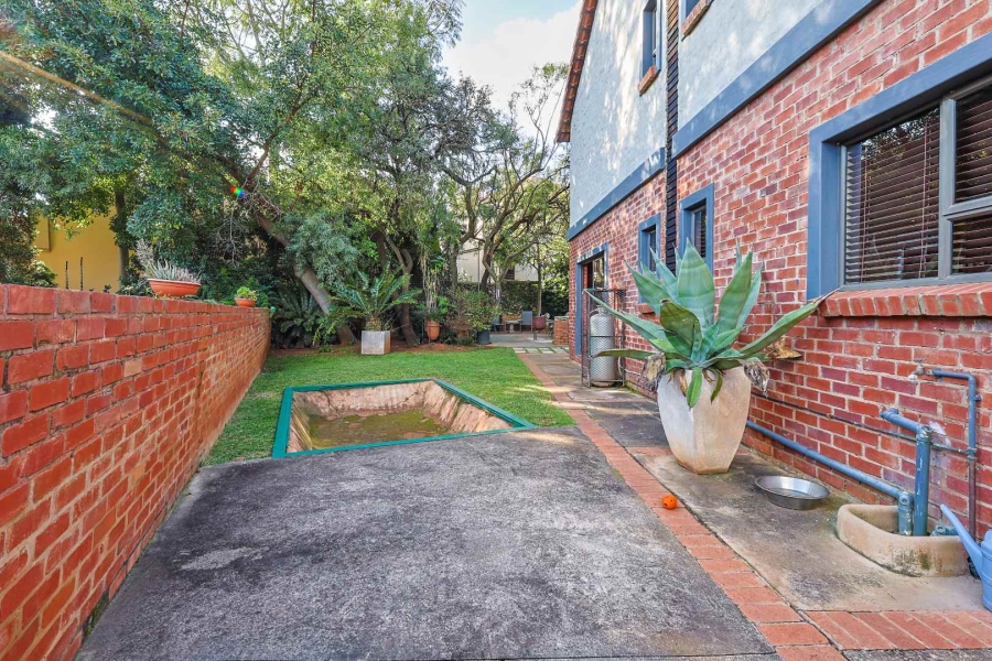 4 Bedroom Property for Sale in Olympus Gauteng