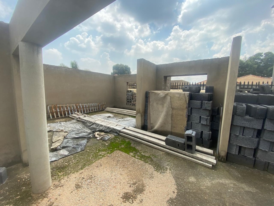 1 Bedroom Property for Sale in Spruitview Gauteng