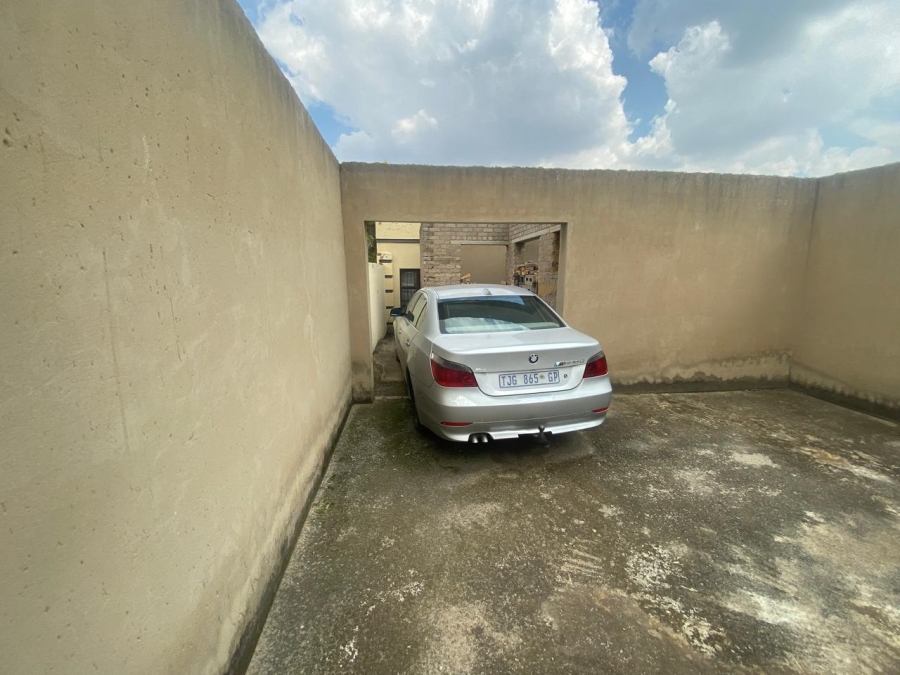 1 Bedroom Property for Sale in Spruitview Gauteng