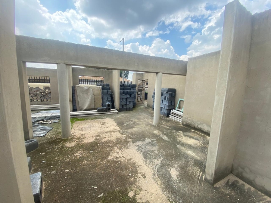 1 Bedroom Property for Sale in Spruitview Gauteng