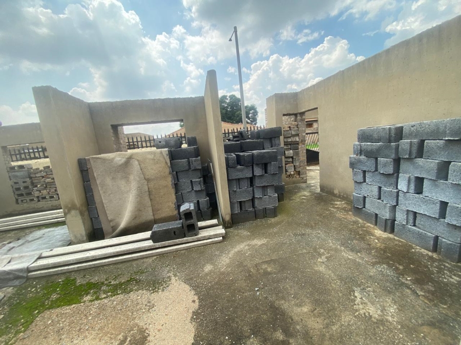 1 Bedroom Property for Sale in Spruitview Gauteng