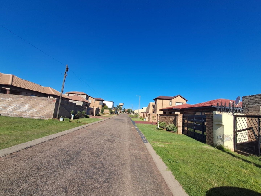 2 Bedroom Property for Sale in Spruitview Gauteng