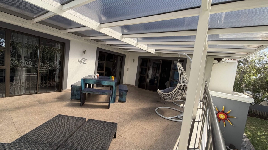 6 Bedroom Property for Sale in Heuwelsig Estate Gauteng