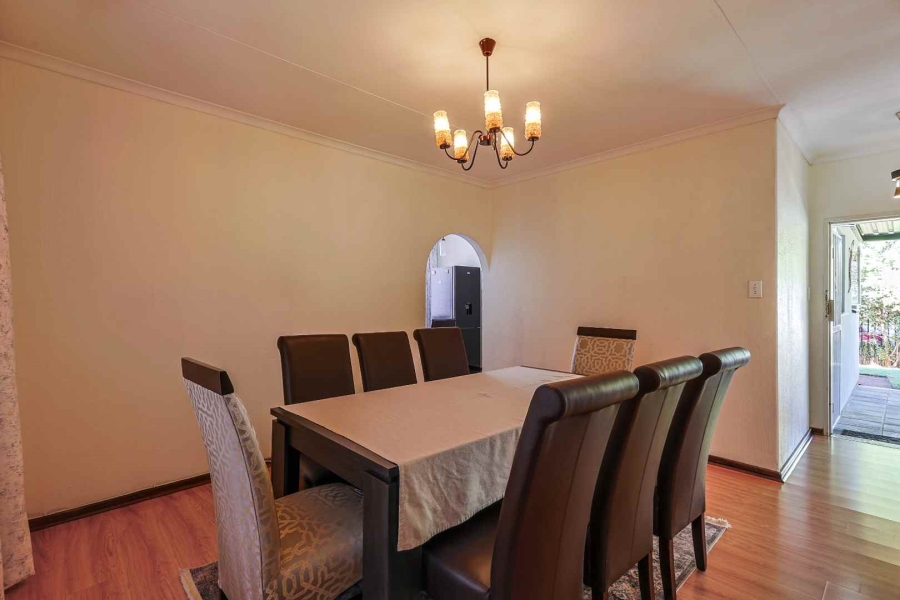 To Let 4 Bedroom Property for Rent in Garsfontein Gauteng