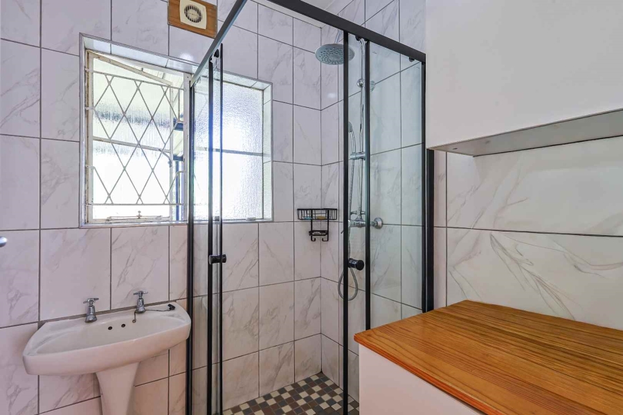 To Let 4 Bedroom Property for Rent in Garsfontein Gauteng
