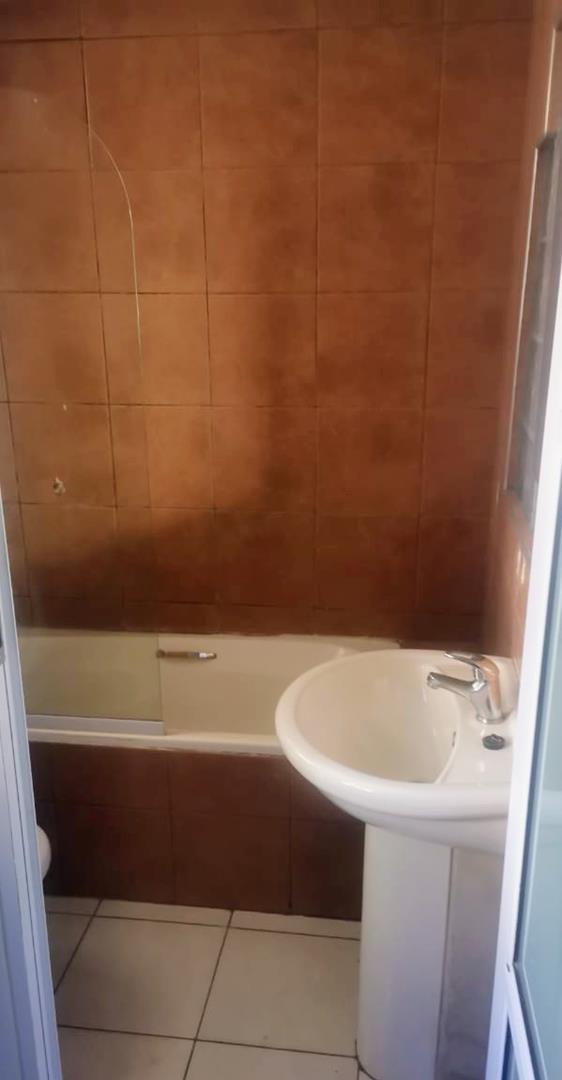 To Let 0 Bedroom Property for Rent in Cyrildene Gauteng