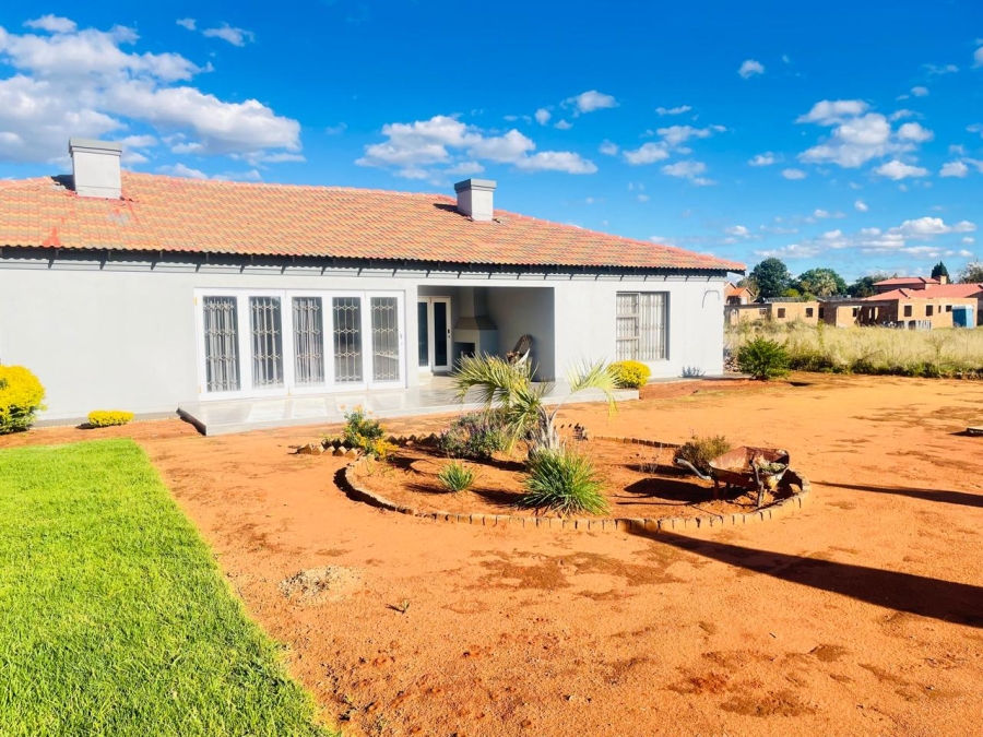 3 Bedroom Property for Sale in Kookrus Gauteng