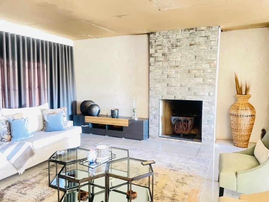 3 Bedroom Property for Sale in Kookrus Gauteng