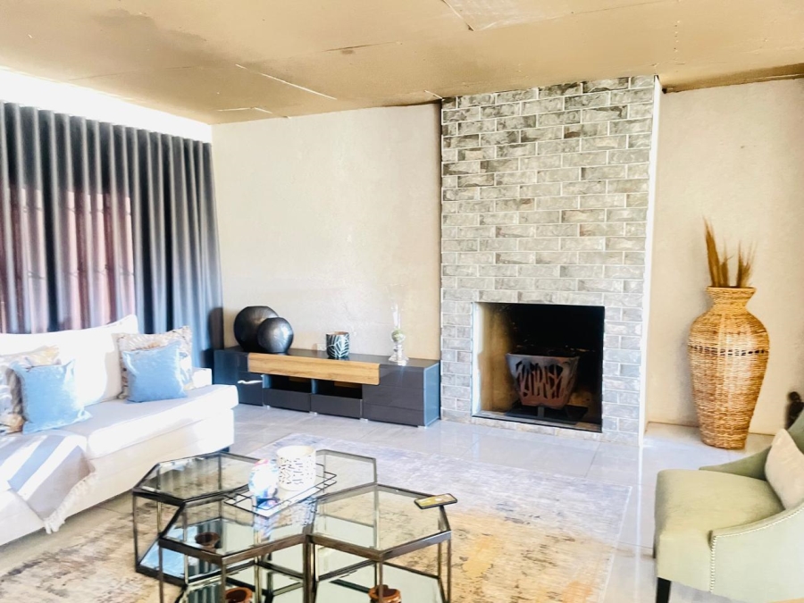3 Bedroom Property for Sale in Kookrus Gauteng